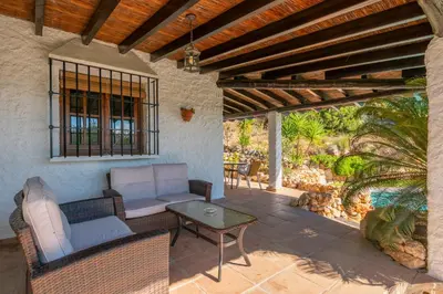 Zona de estar de El Chorro Villas Casa Buganvilla