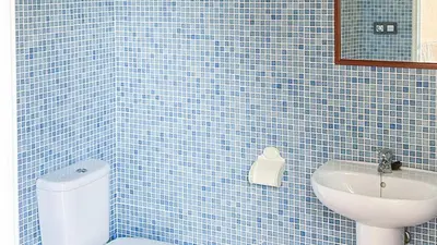 Un baño de Villa Ortega Alba Alcalá La Real by Ruralidays