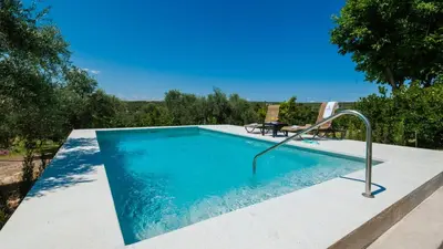 Piscina en o cerca de Alojamiento Rural la Aragonesa Marmolejo by Ruralidays