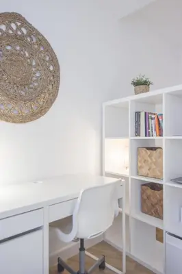 Biblioteca en el apartamento