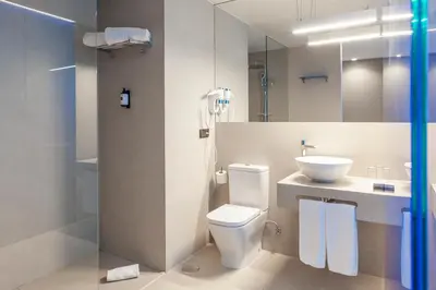 Un baño de Hotel Macià Sevilla Kubb