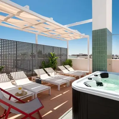 Magno Apartments San Gil - Shared Jacuzzi