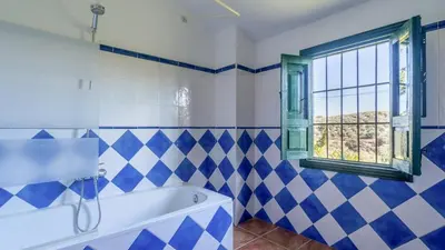 Un baño de Casa Ginés Iznájar by Ruralidays