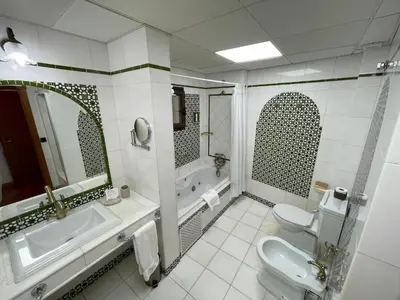 Un baño de Hotel Boutique La Llave de la Judería