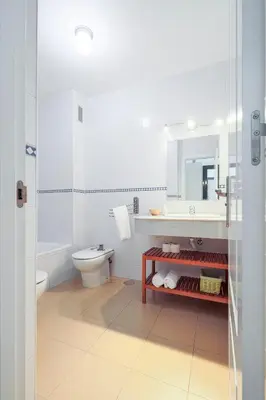 Un baño de Alejo Fernandez Dreams de Santa Cruz Oasis Sevilla