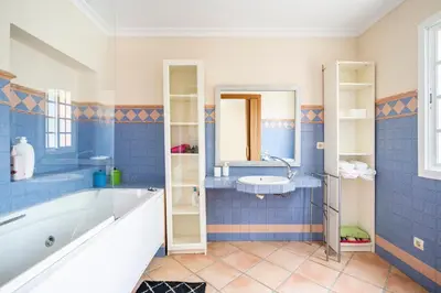 Un baño de Villa Laforge