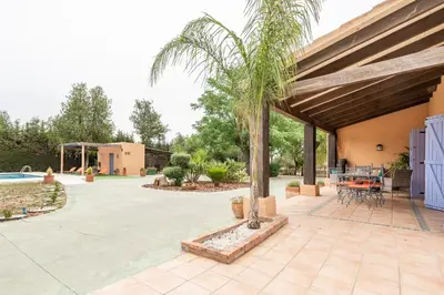 Piscina en o cerca de Villa Laforge