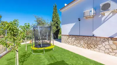 Jardín al aire libre en Casa Rural Huertas del Rio Archidona by Ruralidays