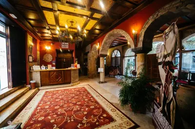 El vestíbulo o zona de recepción de Hotel Posada de Vallina by MiRa