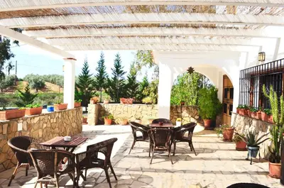 Jardín al aire libre en Hotel Rural La Paloma