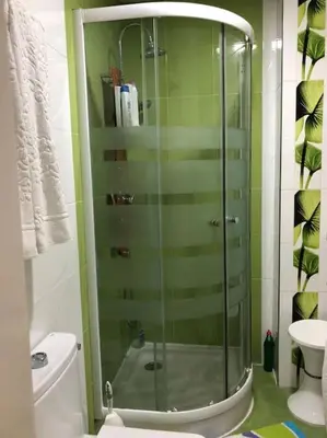 Un baño de GRAN CASTRAVINARIA