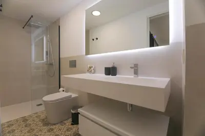 Un baño de RentalSevilla San Esteban