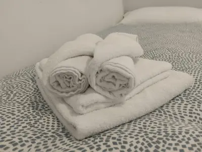 Cama o camas de una habitación en Mini Estudio JACUZZI DOBLE SEVILLA 