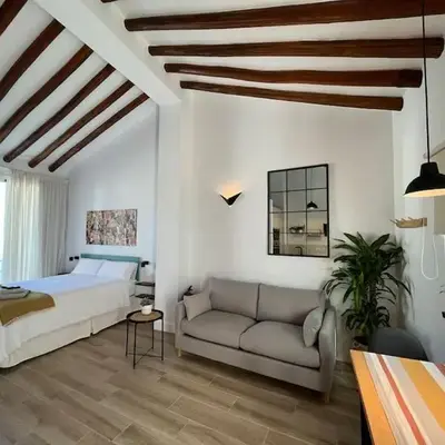 Atroe Apartment