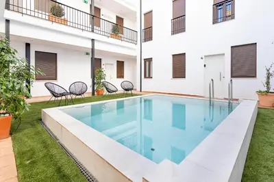 Piscina en o cerca de BHost - Regina VII