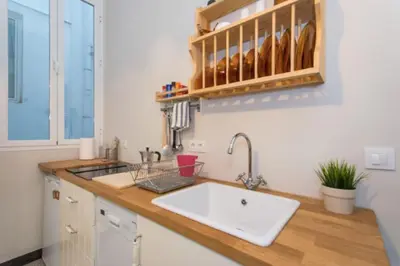 Una cocina o zona de cocina en CASA PEPITA: vintage spirit in the old town