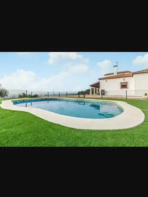 Piscina en o cerca de Casa Rural Alberquillas