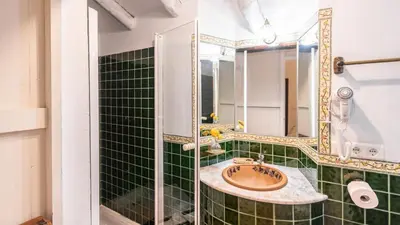 Un baño de Finca las Chozas Antequera - La Joya by Ruralidays
