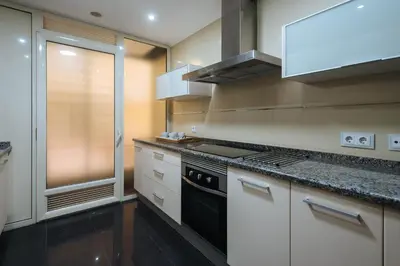 Una cocina o zona de cocina en Puerta del Príncipe - Free Parking