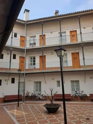 Un balcón o terraza de Apartamento Plaza de San Bernardo 4