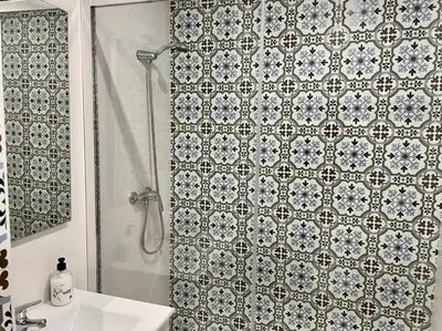 Un baño de Geysotur Casa de la Abuela Antonia