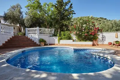 Piscina en o cerca de Casa Rural La Atalaya