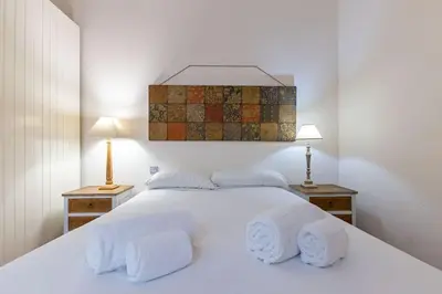 Cama o camas de una habitación en Quevedo city center by Valcambre