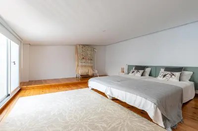 Cama o camas de una habitación en BeHouse Alameda