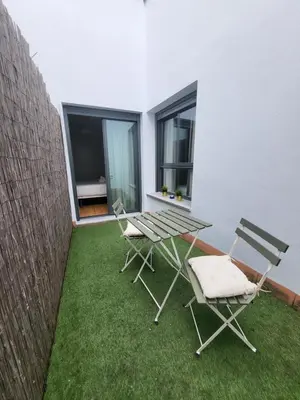 Plano de Apt céntrico, a pie de calle.