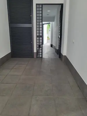 Plano de Apt céntrico, a pie de calle.