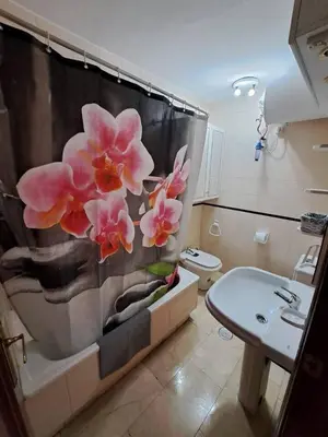 Un baño de Universidad 1 by Southern Rooms
