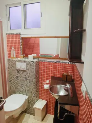 Un baño de Apartamento Privado en Alameda de Hércules