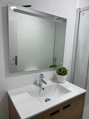 Un baño de La encantá