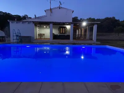 Piscina en o cerca de LA SIERRA