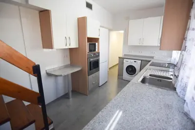 Una cocina o zona de cocina en ATICO AGUAYOS con PARKING GRATIS
