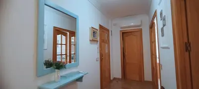Un baño de Apartamento Puerta Grana Priego.
